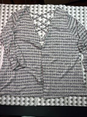 Maurices Gray Heather Crisscross V-Neck Tunic Top